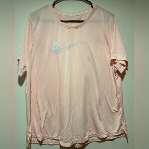 Women's Nike Dri Fit Light Pink Short Sleeve T-shirt Size 1x